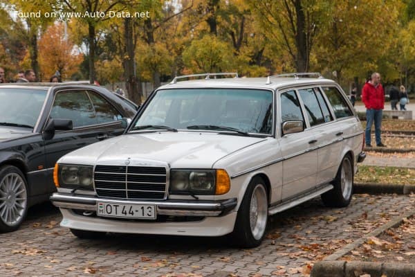 1980 Mercedes-Benz S123 200 T (109Hp) Automatic